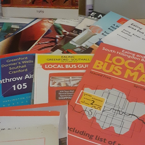 127A - London. Collectible bus/train timetables, vintage sightseeing and show programmes. Overall good cond... 