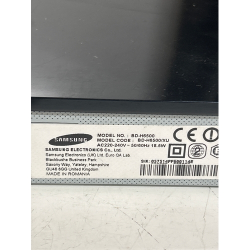 122 - Samsung Blu-Ray Player - Model 8D-H65000