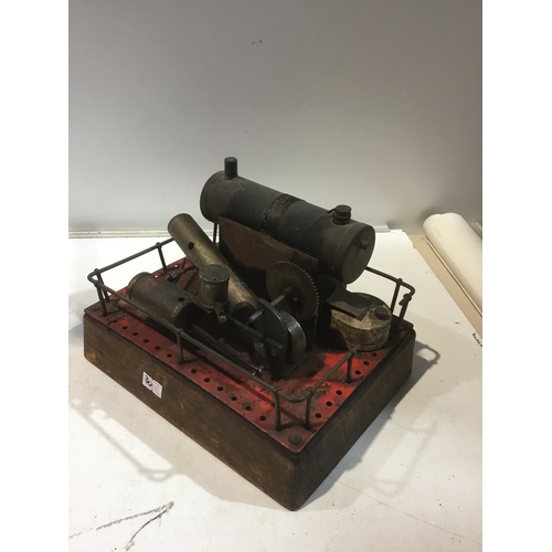 66 - Vintage steam engine by Dowman Models