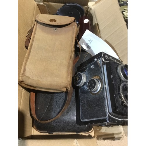 83 - Quantity of vintage cameras to inc Rolleicord & Hawkette