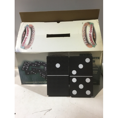 92 - Jumbo black & white dominos