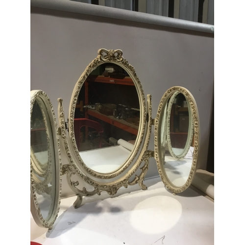 100 - 3 way dressing table mirror