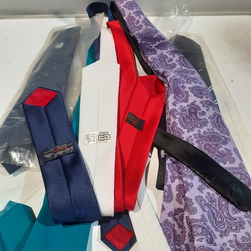 117A - Quantity of men's ties. Good quality. Some new and all in very good condition