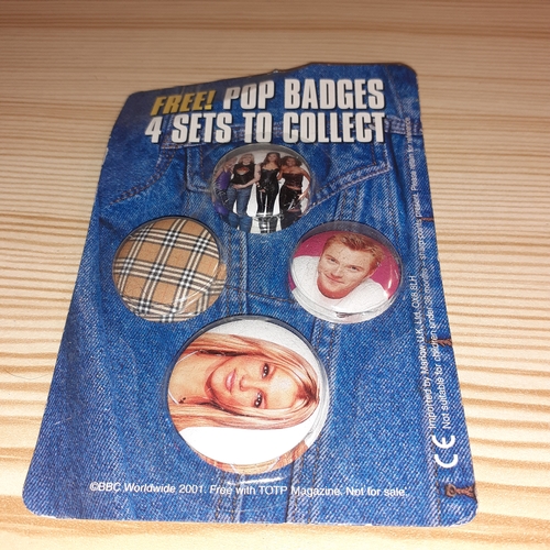 145A - Pop badges from TOTP magazine 2001. In original packaging