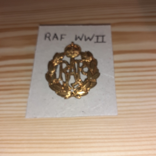 146A - RAF military brass cap badge. Good condition