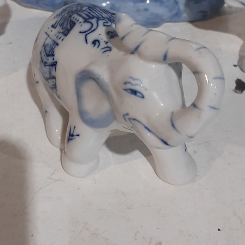 29 - Family of blue/white porcelain elephants. Great looking detail and no damage.