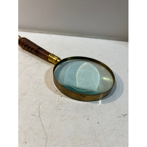 111 - Brass and turned wood magnifying glass