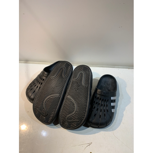 162 - 2 pairs of adidas sliders - size 5 and 6