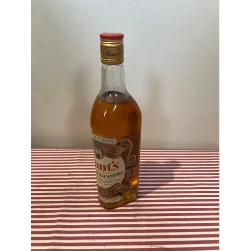 425 - Sealed bottle of Grants finest scotch whisky - 75cl