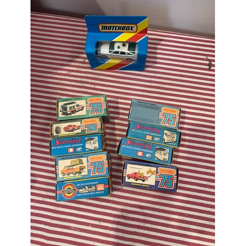 467 - 10x collectible Matchbox superfast vehicles with original boxes