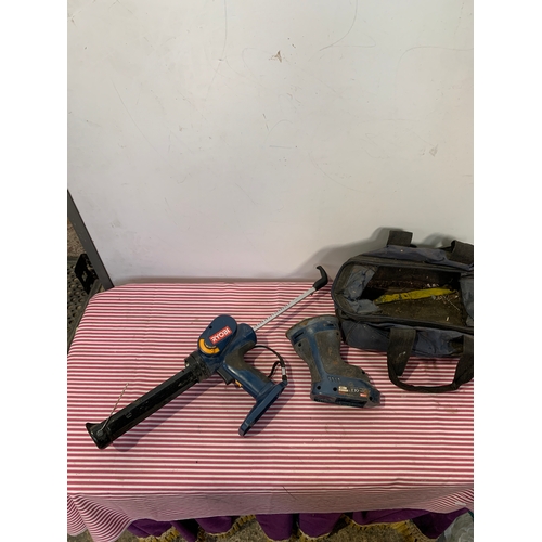 561 - Ryobi cordless sander and silicone gun - no battery