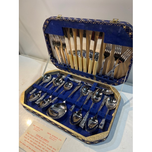 181 - Tom Gilpin & Smith Seymour flatware cutlery cased set