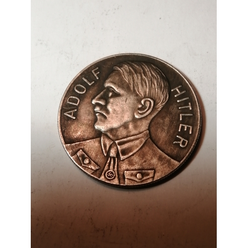 25A - COINS : GERMANY 1933 commemorative coin with portrait of Adolf Hitler on the obverse