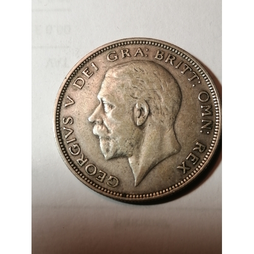 32A - COINS : 1933 halfcrown in very fine condition