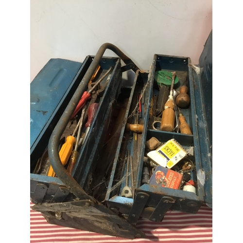 234 - Hilti DX 450 piston tool automatic cartridge feed plus  Cantilever tool box and contents