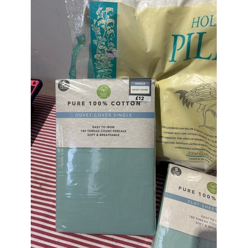 369 - Bedding Set inc new sheets, pillow cases and mattress protector