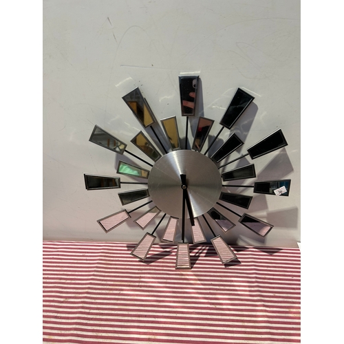 356 - Decorative Mirror Clock