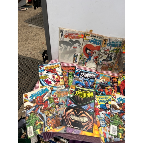 41 - Quantity of vintage amazing spider man comics - mainly 90s era