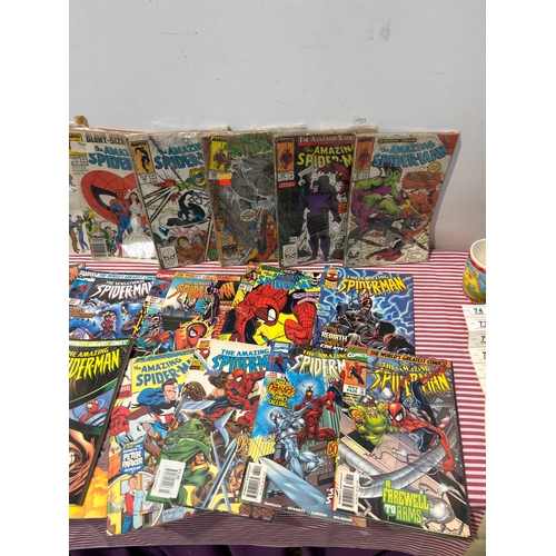 41 - Quantity of vintage amazing spider man comics - mainly 90s era