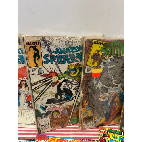 41 - Quantity of vintage amazing spider man comics - mainly 90s era