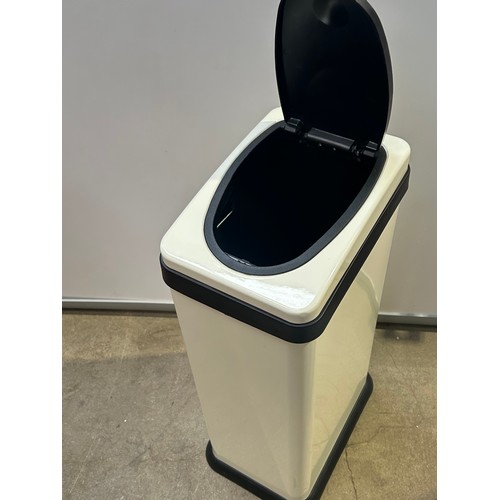 425 - Cream Metal Bin - 60cm tall