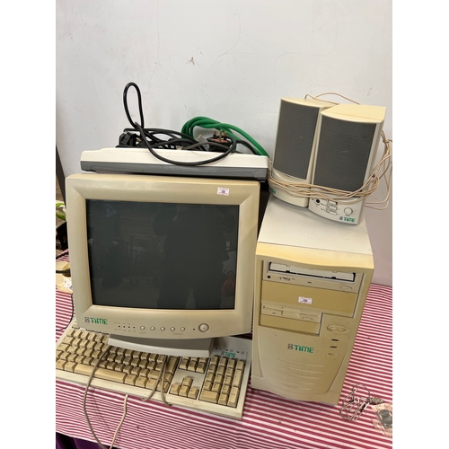 556 - Retro gaming Time Beige pc with CRT monitor, keyboard, speakers & scanner