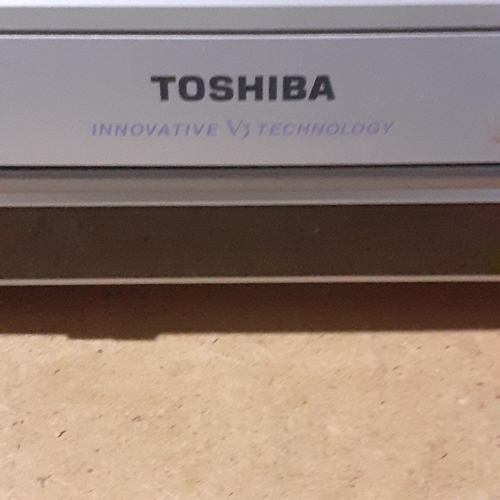 113A - Toshiba Video Casette recorder, remote and instructions.  Model V642UK. Working order