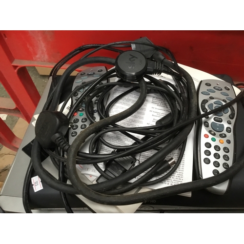 722 - Sky+HD box with remotes