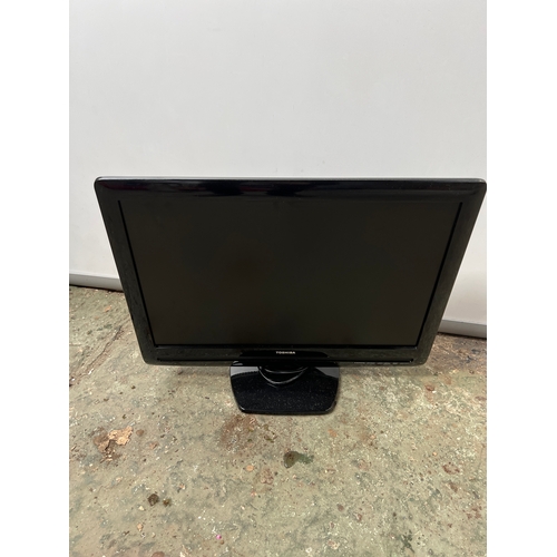 725 - Toshiba 22” LCD tv with remote - tested