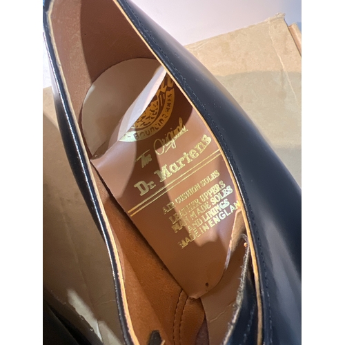 261 - A pair of brand new Dr Martens AirWair black shoes - size 7 - originally for London Underground (tag... 