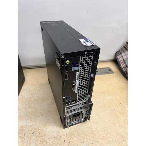 303A - Dell Optiplex 3040 PC, i3-6100, 4GB RAM, 500GB hard drive, windows 10 installed