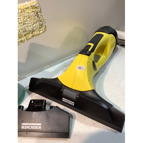 292 - Karcher window vac