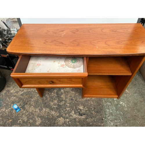 483 - Small Wooden Desk - 42W x 28H x 16D