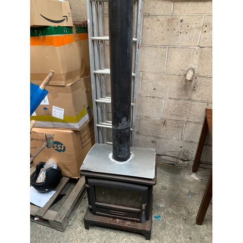 539 - Heavy cast iron Log Burner with long flute - with gas adaption