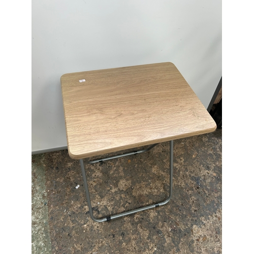 385 - Small Folding Table