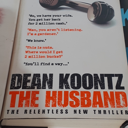 23B - 6 x Dean Koontz hardback books in good read condition.