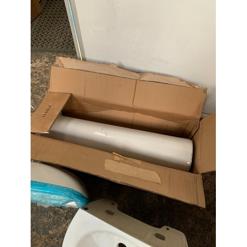 340A - Resale opportunity- one pallet full of porcelain sinks, bases and fittings - lots of the same and va... 