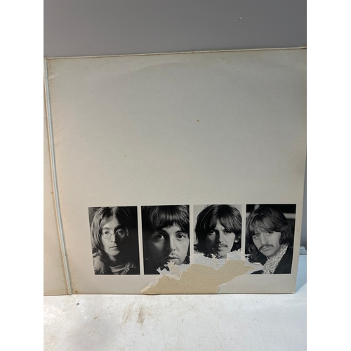 127 - The Beatles white album - PCS 7067 7068 - complete with poster and pictures