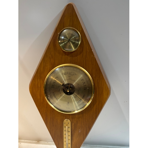 153 - German triangular barometer in oak frame