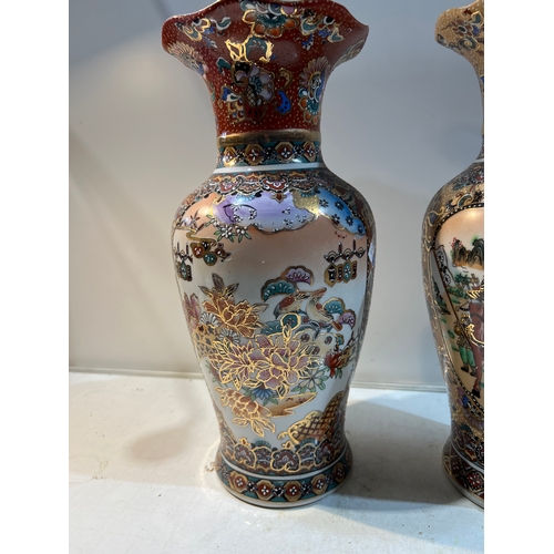 165 - Pair of oriental vases - 35cm tall