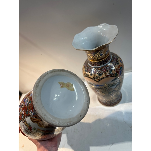 165 - Pair of oriental vases - 35cm tall