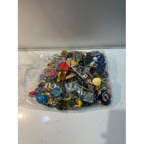 186 - Large quantity of collectible keyrings inc Star Wars, hot rod, 90s tv shows and much much more