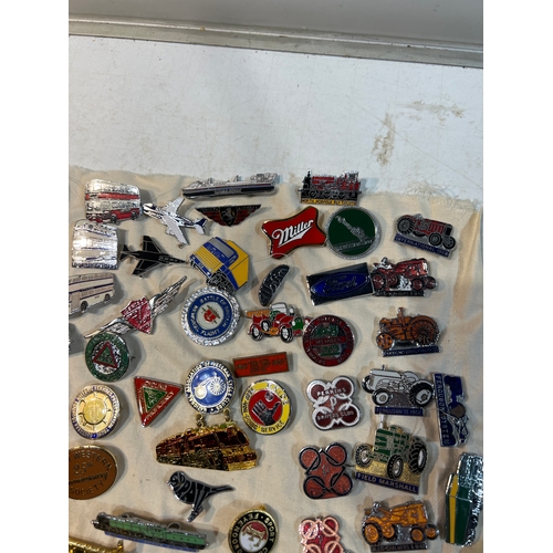 210 - Pin badge collection inc locomotives, British rail, NYMR Drewry, east Lincolnshire railway, Leyland ... 