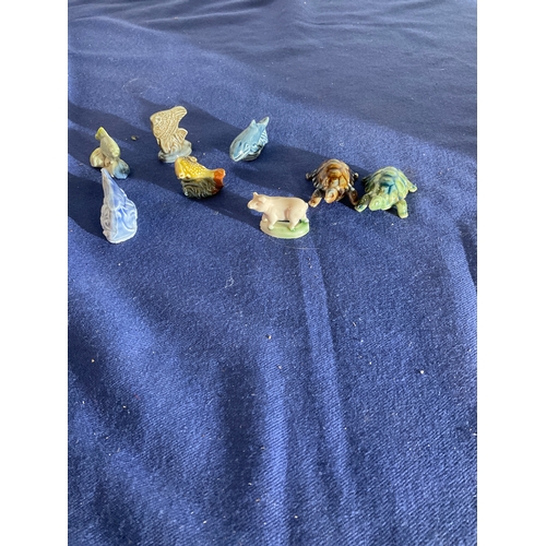 264 - Collection of 8 assorted Wade whimsies