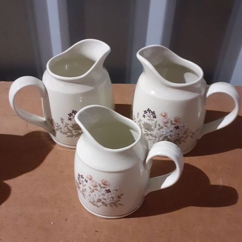 139A - Royal Doulton. 3 x jugs, 2 from 1981. Bredon Hill. Nice condition. No damage