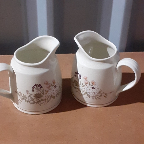 139A - Royal Doulton. 3 x jugs, 2 from 1981. Bredon Hill. Nice condition. No damage