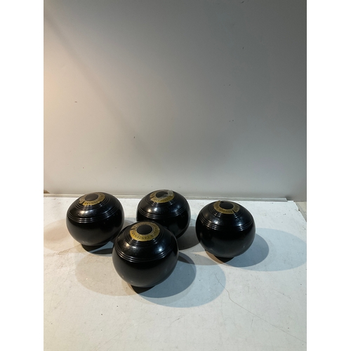 Lot 4         
