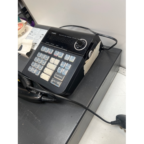 55 - Casio SE-S10 electronic cash register with 2  keys - power tested