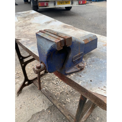 130A - Workbench on substantial metal frame, affixed with Record No100 Vice