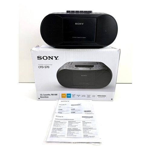 71 - Sony CFD-S70 portable stereo with original box
